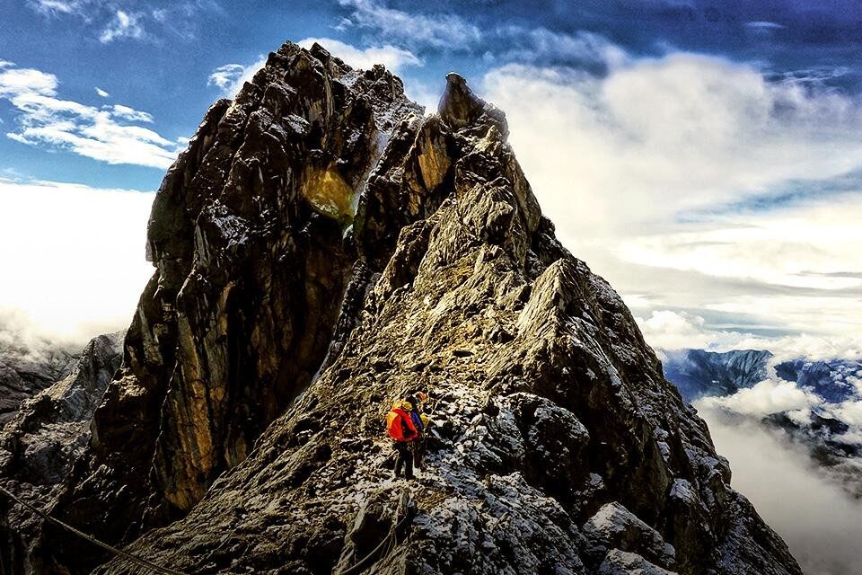 g6-capa-carstensz-l4-3x2